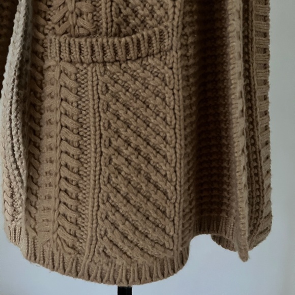 LORO PIANA 100% CASHMERE SWEATER - Picture 12 of 15